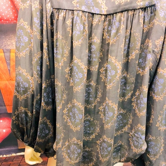 “FREE PEOPLE Drastic DEEP V NECK BLOUSE - Picture 15 of 16